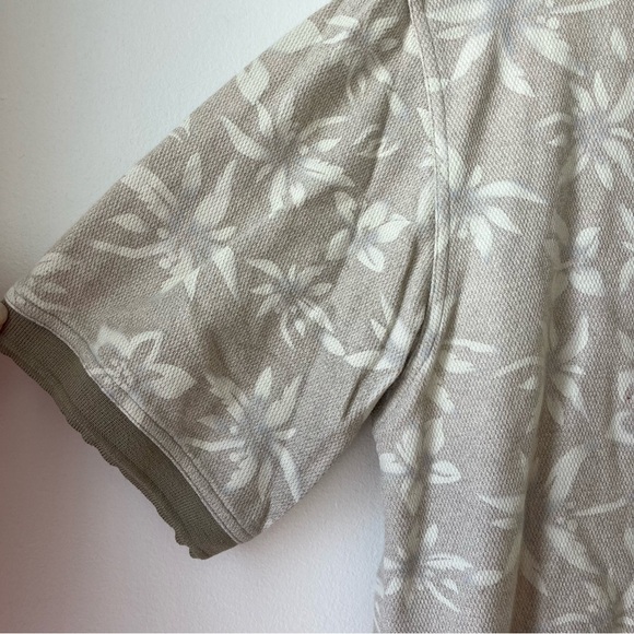 Van Heusen Taupe Beige Textured Floral Polo Shirt | Y2K Grandpa Core Retro Golf - Picture 2 of 7